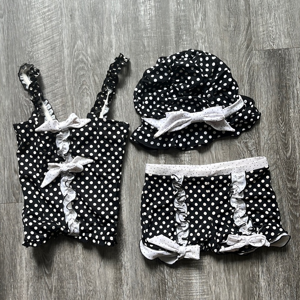 Chicanella Bella 2 Polka Dot Piece Swimsuit Size 6
